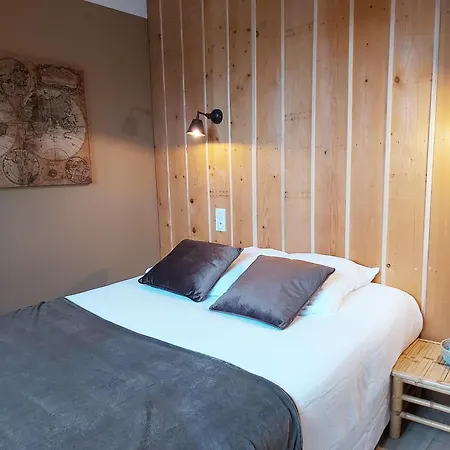 La Maison Bleue * Segre-en-Anjou-Bleu